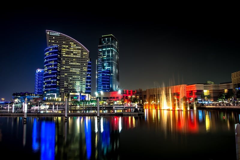 Mirror City